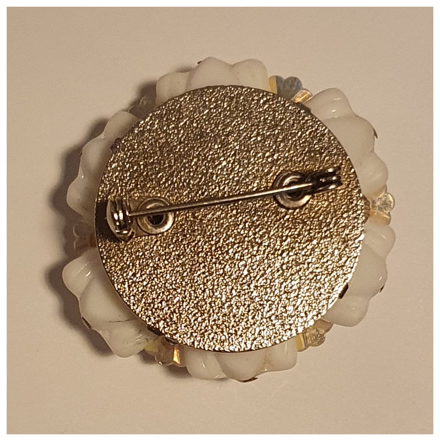 1950s WHITE LUCITE FLOWER BROOCH