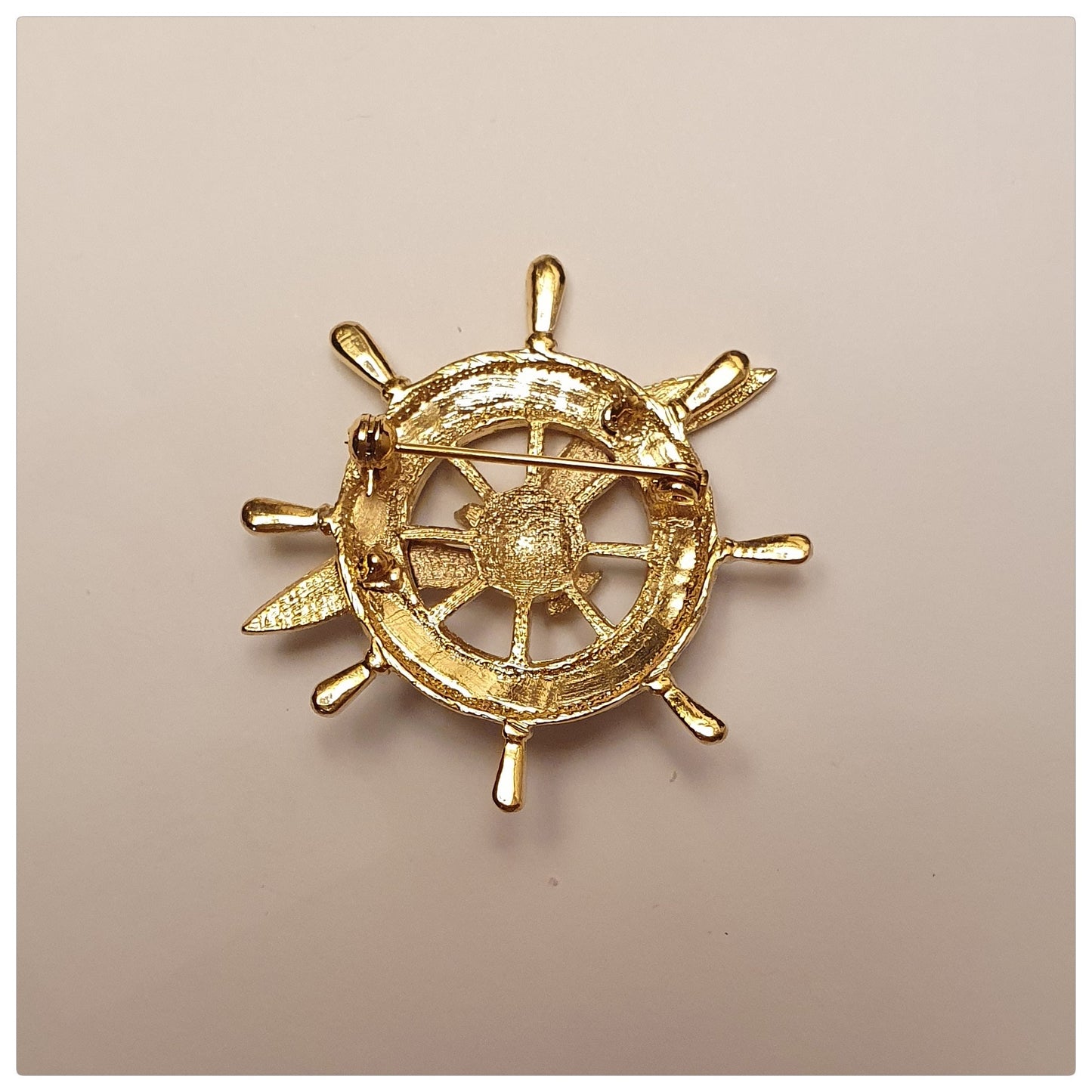 1980s ENAMEL WHITE SHIPS WHEEL AND BLUE SEAGULL