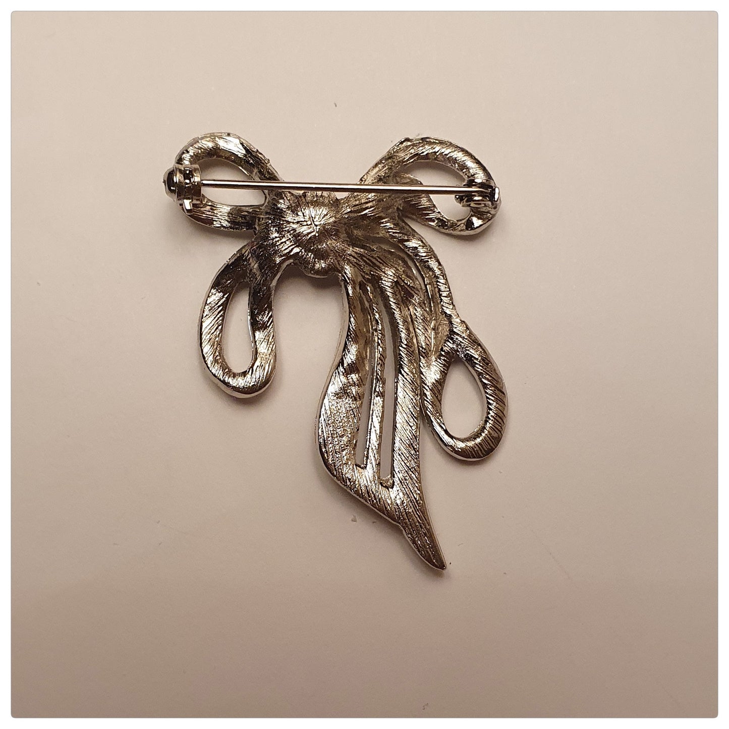 1950s MARCESITE BOW BROOCH ART DECO