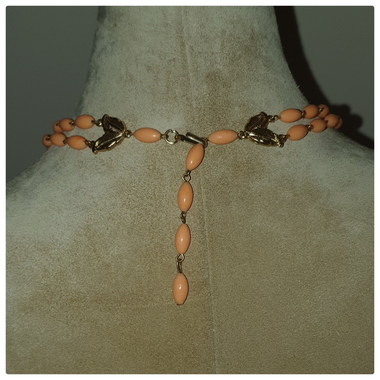 1960s PEACHY ORANGE TEARDROP DOUBLE STRAND NECKLACE