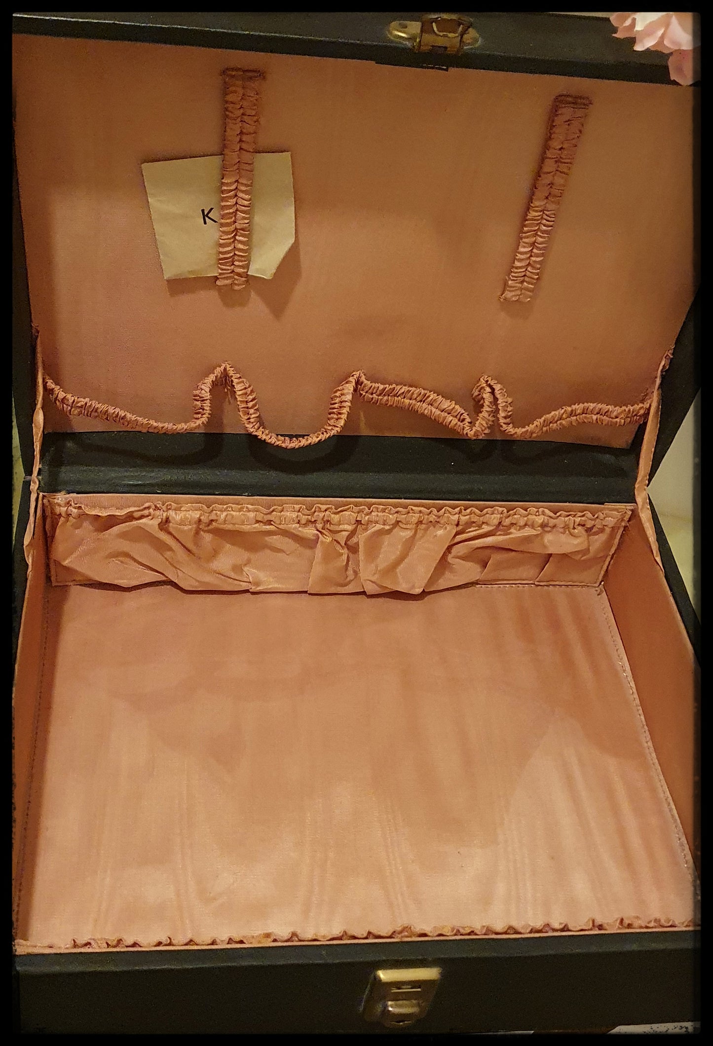 1940s-1950s BLACK VANITY CASE