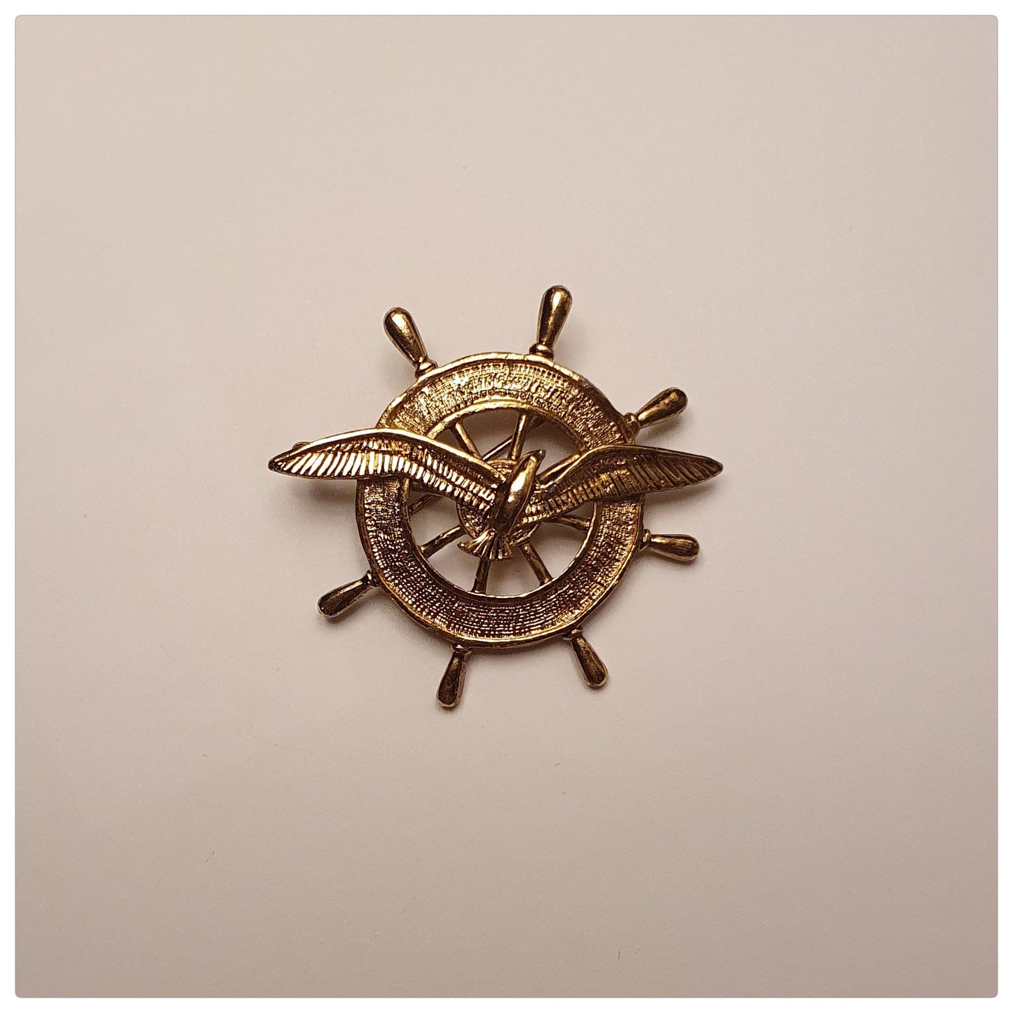 1980s SHIPS WHEEL AND SEAGULL GOLDTONE