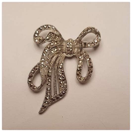 1950s MARCESITE BOW BROOCH ART DECO
