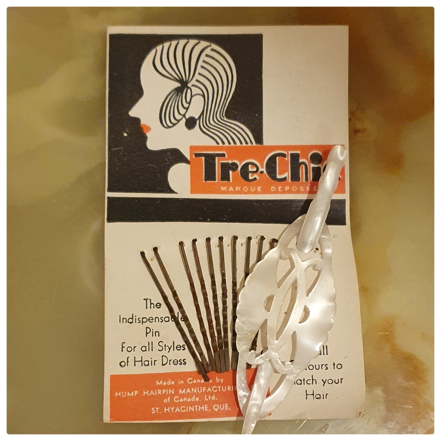 1940s TRE-CHIC FAUX MOTHER OF PEARL HAIR BARRETTE AND GRIPS