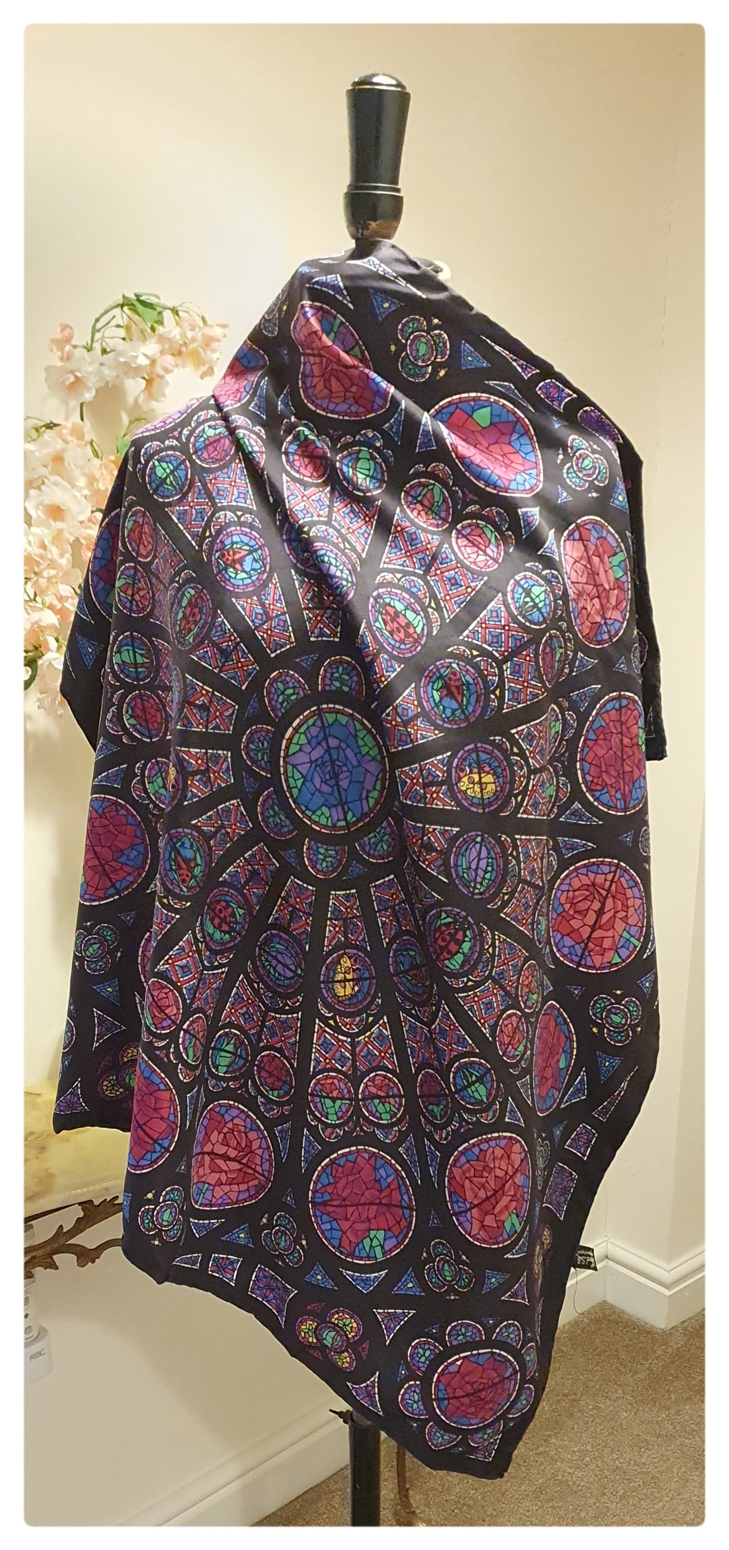 1980s BECKFORD SILK STAINED GLASS DESIGN SCARF