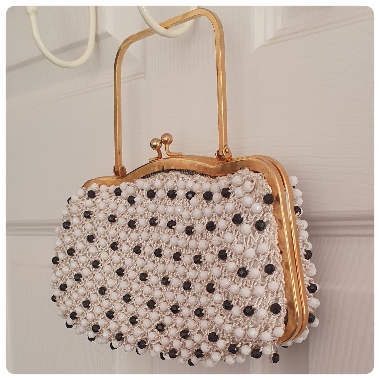 1950s EMPIRE MADE NAVY AND WHITE BEAD BAG