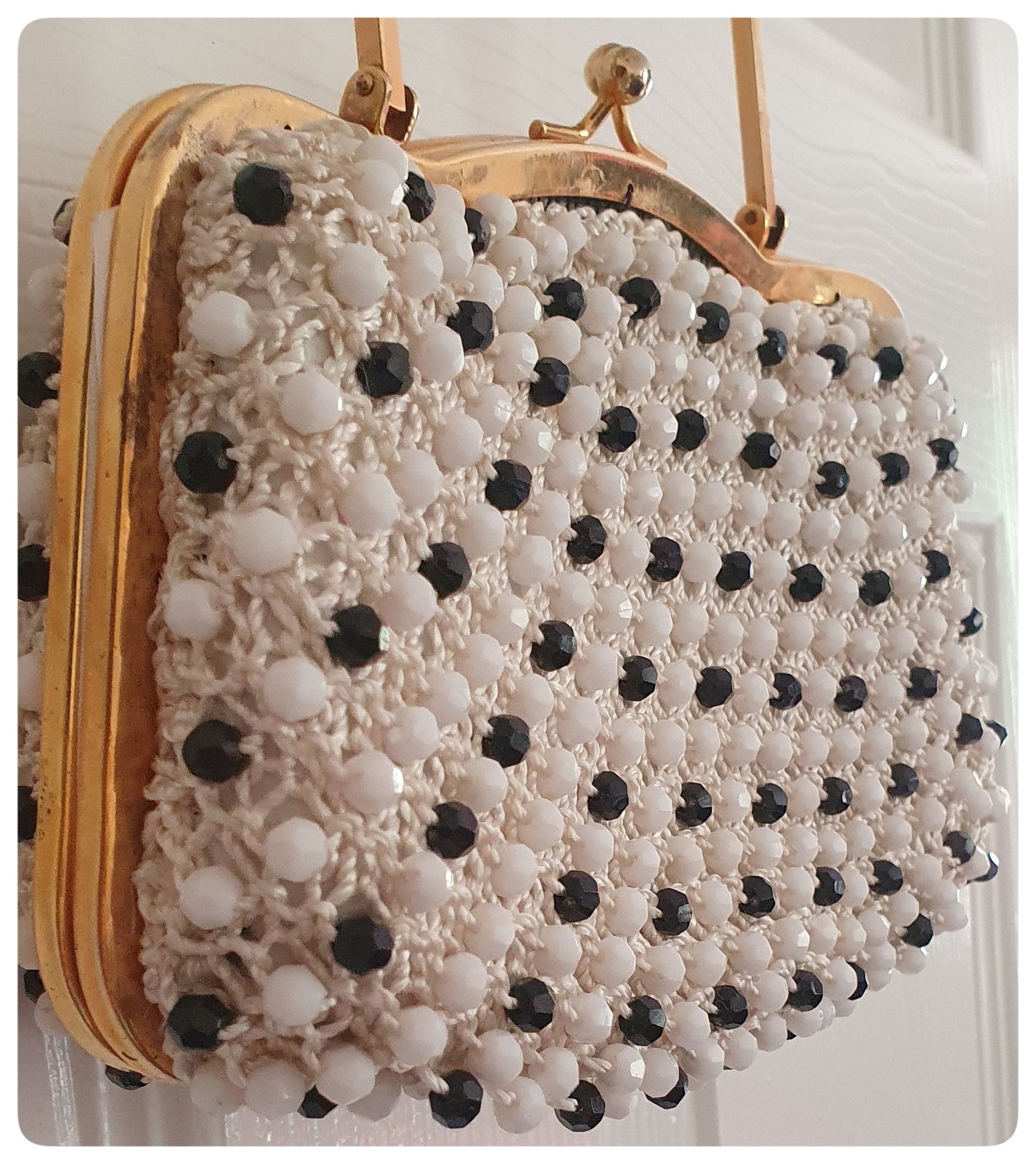 1950s EMPIRE MADE NAVY AND WHITE BEAD BAG
