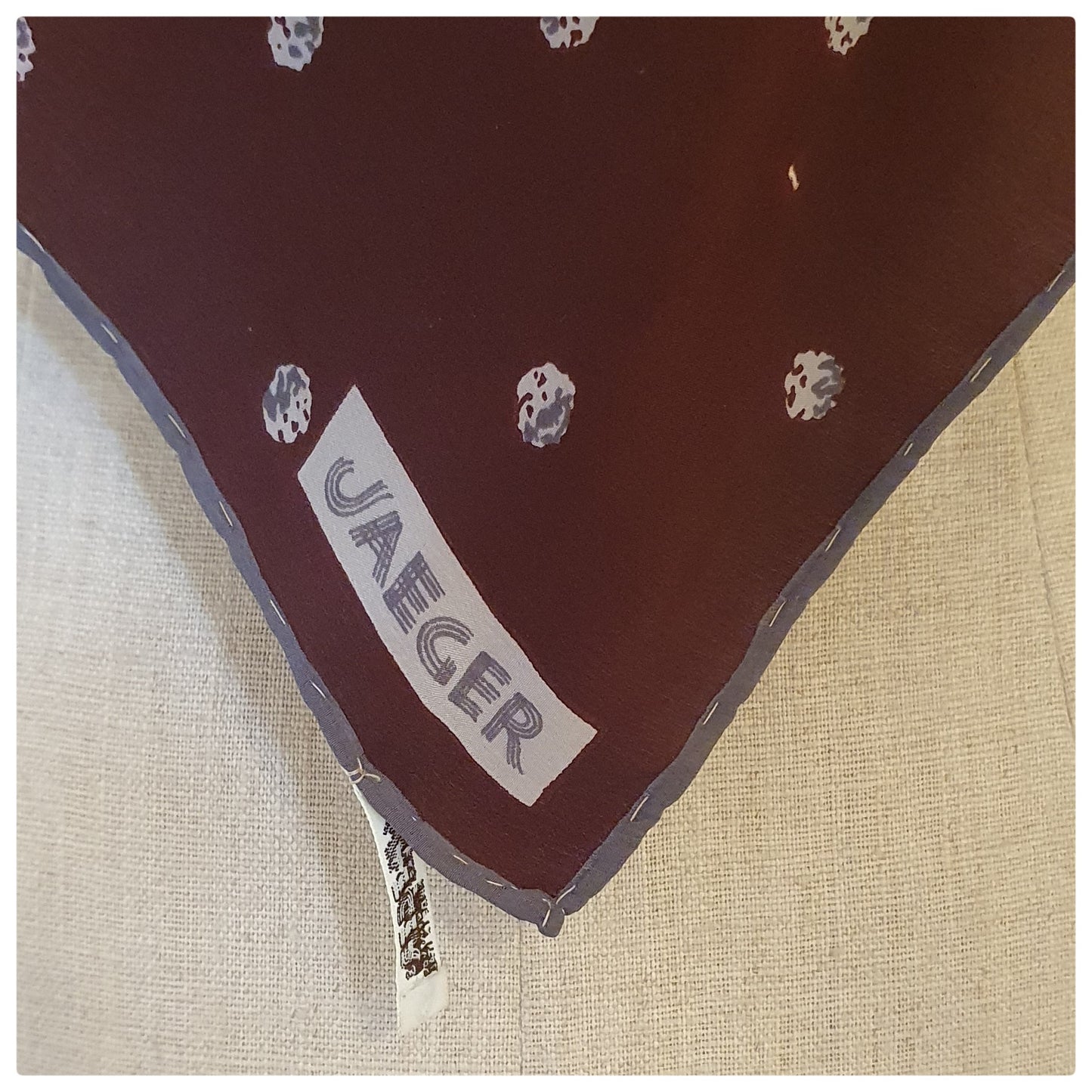 JAEGER - BURGUNDY AND SPOT SILK SCARF