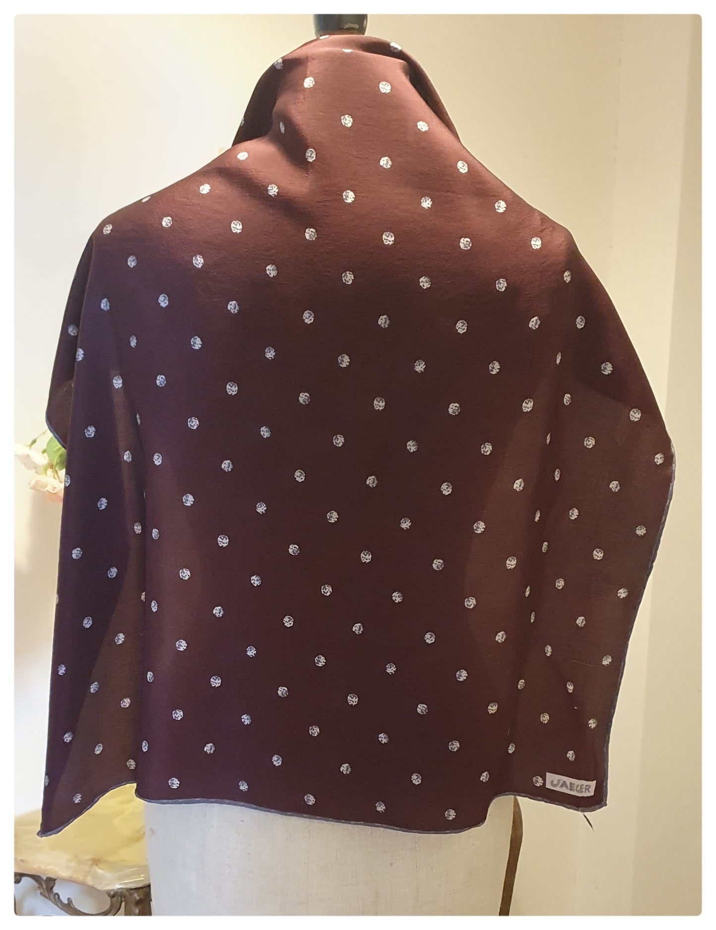 JAEGER - BURGUNDY AND SPOT SILK SCARF