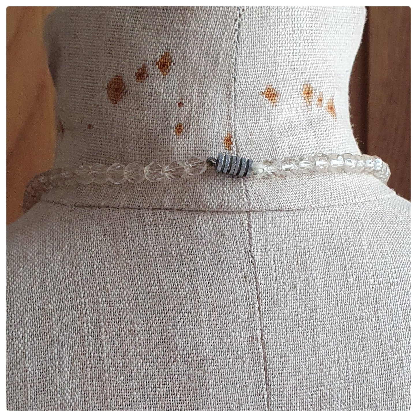 1950s ROUND FACETED GLASS BEAD NECKLACE